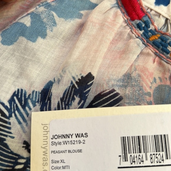NWT! JOHNNY WAS Size XL white with blue multi peasant blouse with front tie - Picture 11 of 14